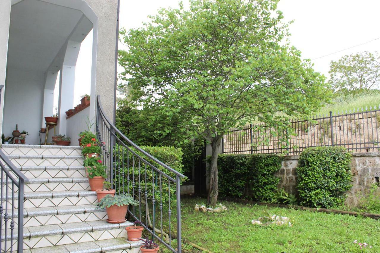 Libro Di Sogni - B&B Letterario Caserta Vecchia Exteriér fotografie